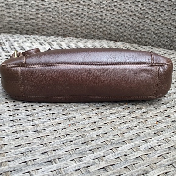 Derek Alexander Lined Leather Crossbody Bag - Picture 3 of 6